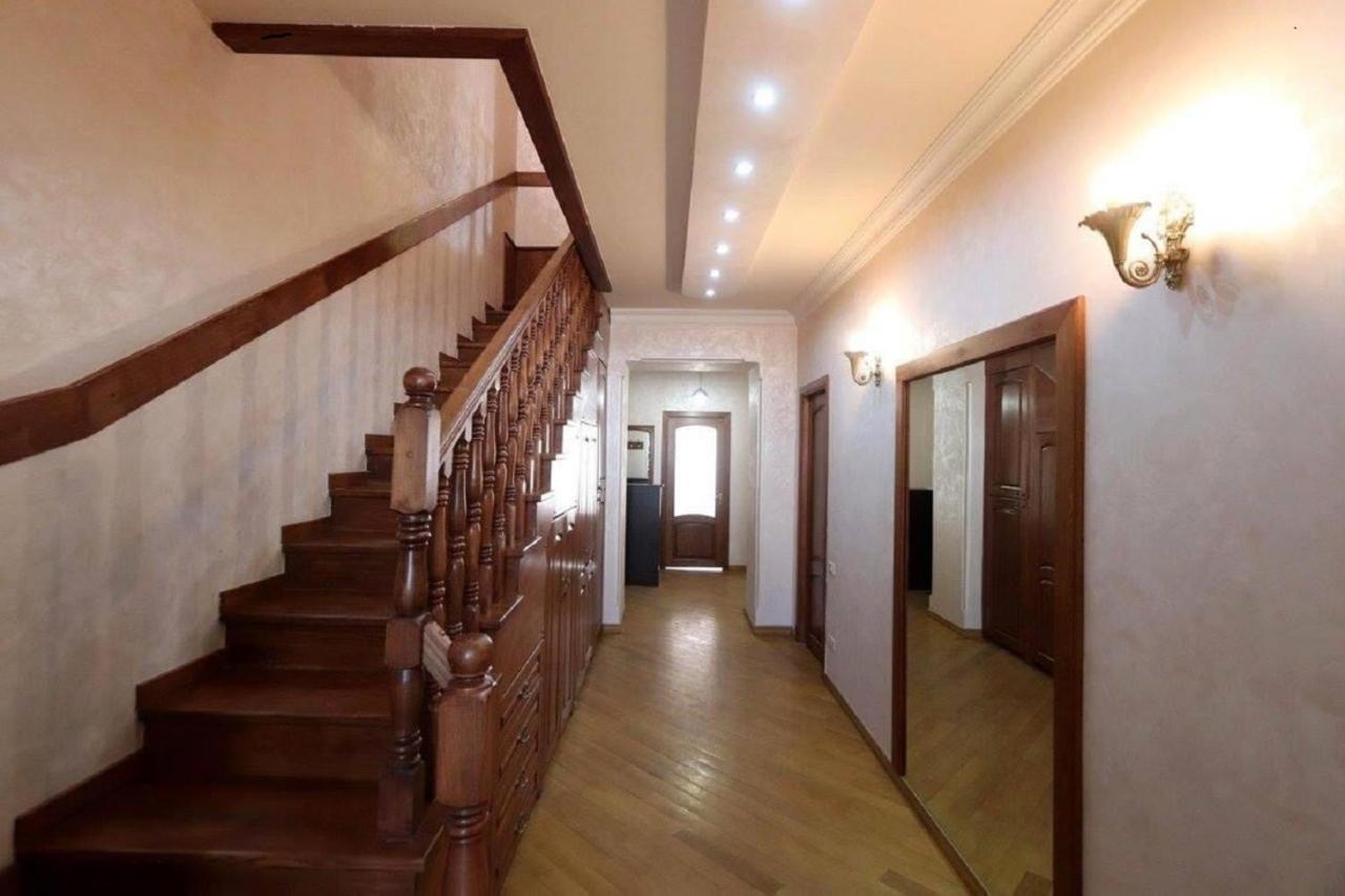 Tumanyan Hostel And Tours Ереван Номер фото