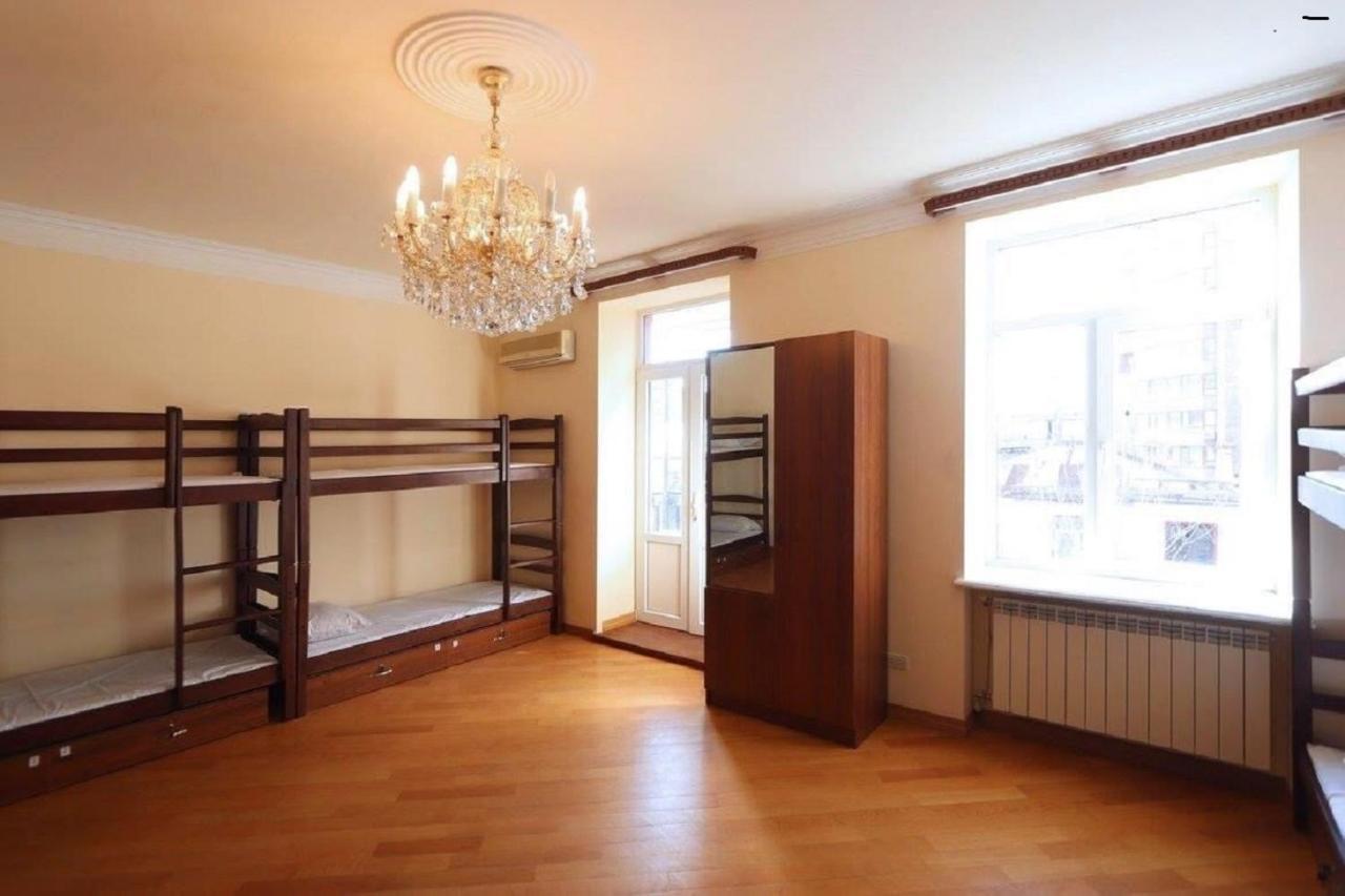 Tumanyan Hostel And Tours Ереван Номер фото